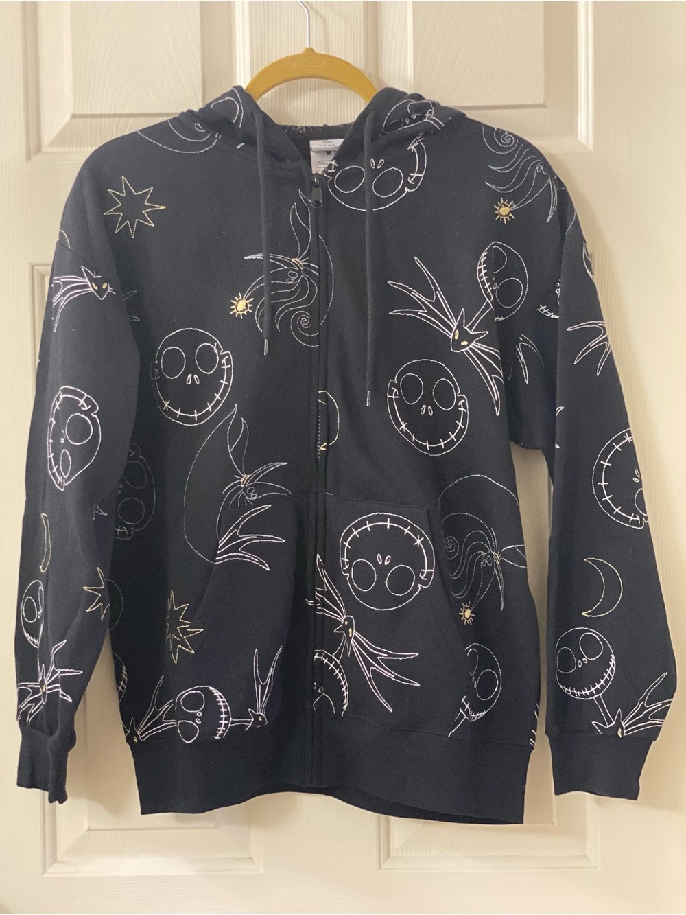 Disney The Nightmare Before Christmas Embroidered Zip-Up Hoodie Size Medium NWT